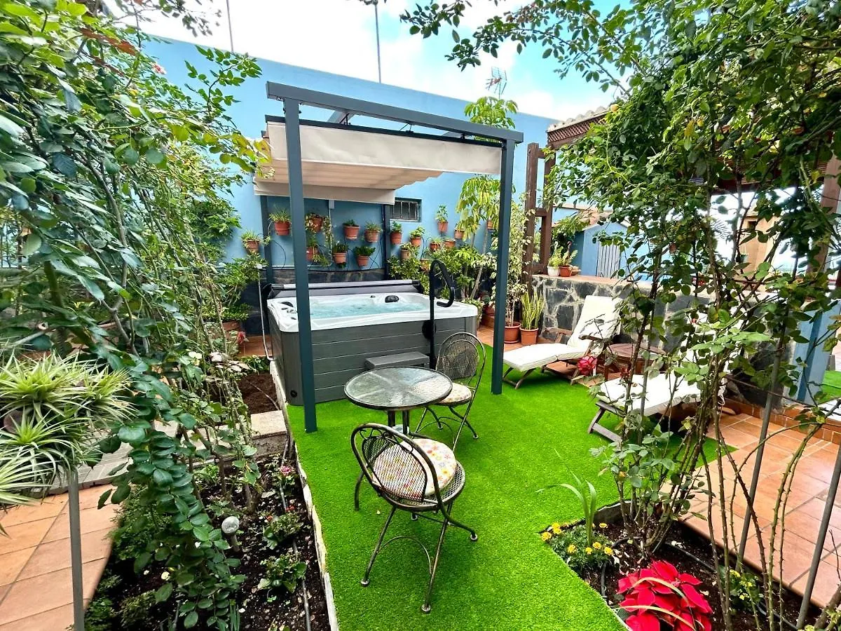 Casa Con Jardin Y Jacuzzi contacts